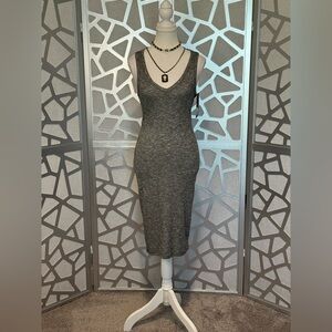 Elegant Gray Sleeveless Dress